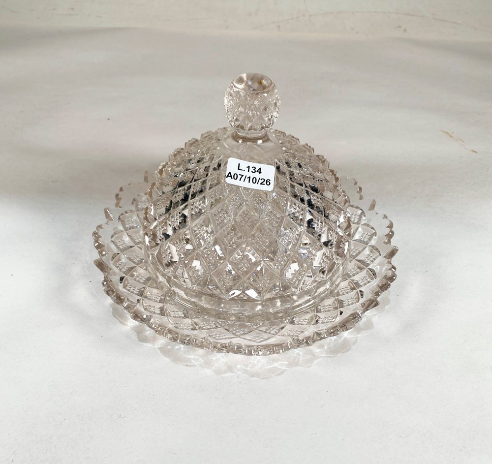 Dulcera Antigua de Cristal Tallado con Tapa - 17 cm Diámetro
