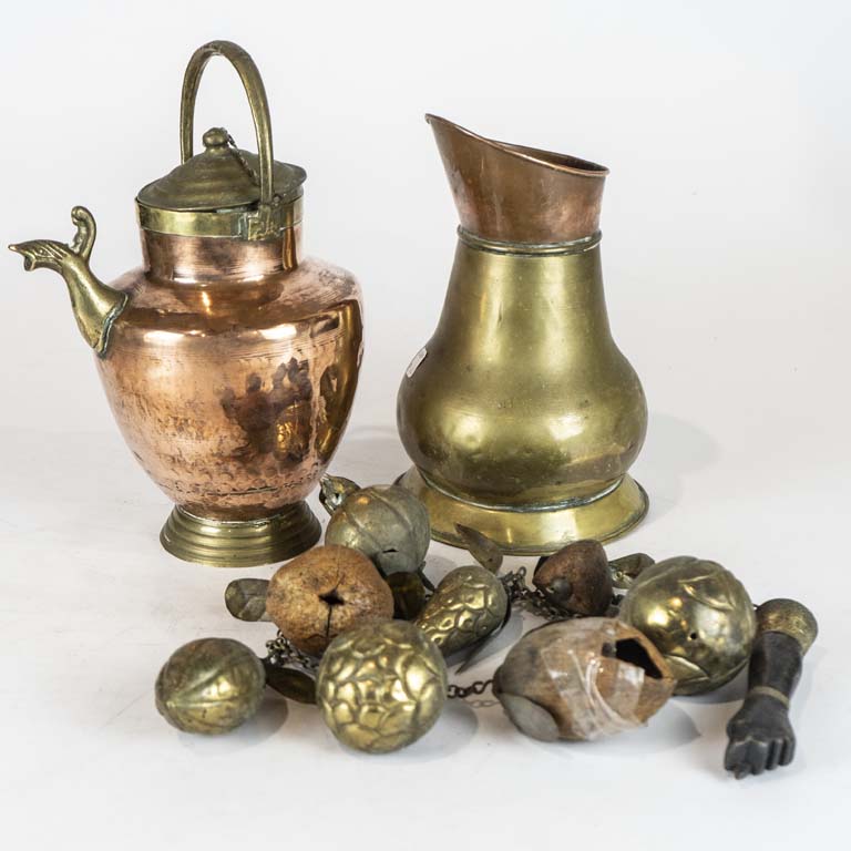 Lote anterior: 3 Piezas de bronce y cobre (2 con detalles) - Medidas: 29 y 25cm 