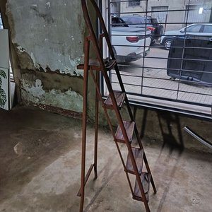 Escalera Plegable de Metal Antigua con 4 Escalones - imagen 2