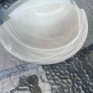 Lote de Repuestos para Baño: Tapas de Cisterna y Plafones de Luz - imagen 3
