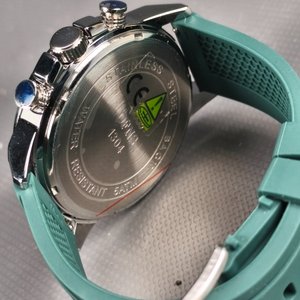 Reloj OFNS Malla Silicona Verde Cronógrafo Nuevo - imagen 4