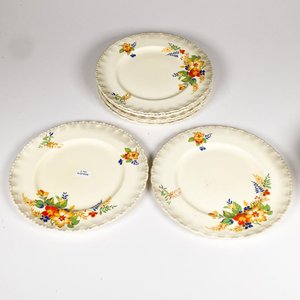 Ocho Platos Llanos de Loza Inglesa con Decoración Floral - Diámetro 23 cm - imagen 1