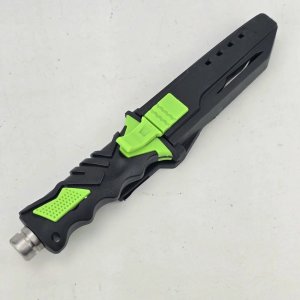 Cuchillo Táctico con Funda Negra y Detalles Verdes - imagen 4