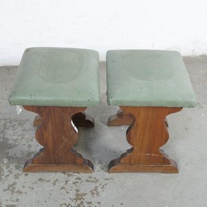 Par de Banquetas Provenzales Tapizadas en Verde - imagen 3