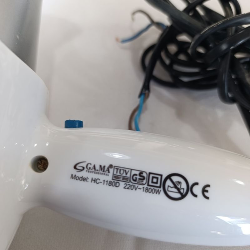 Secador de pelo GA.MA Professional en buen estado - imagen 3