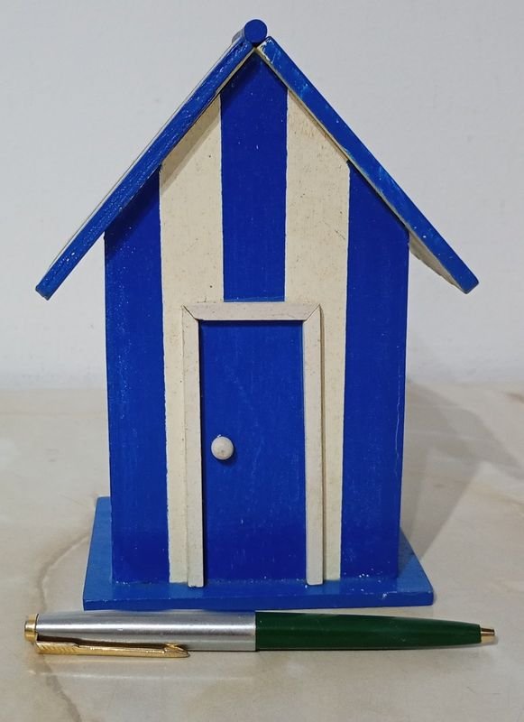 Casilla/cambiador de playa VINTAGE para casa de muñecas - imagen 1
