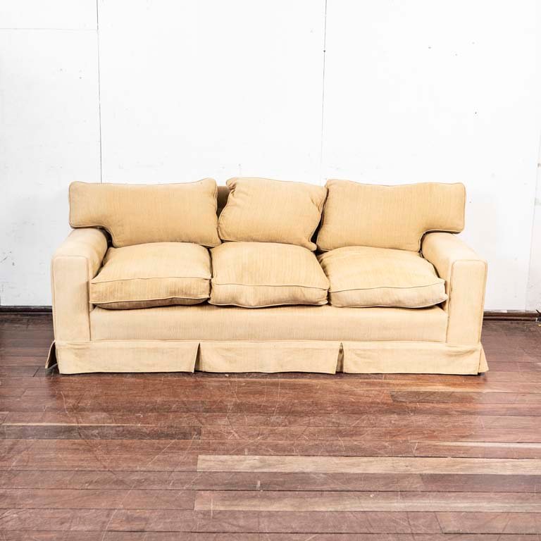 Item 2100605 - Image 0