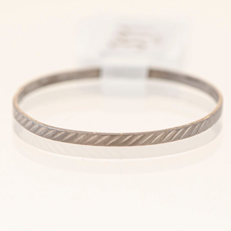 Item 2096846 - Image 0