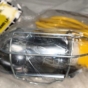 Farol Piloto Portátil Eléctrico para Exterior con Cable de 10 Metros y Enchufe Schuko - imagen 3