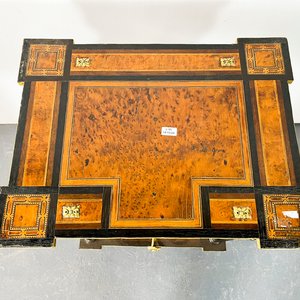 Mesita Napoleón III Ebonizada con Raíz y Bronce - imagen 2