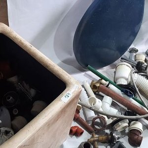 Porta Planta Fibra Vidrio con Repuestos Sanitarios y Tapa de Inodoro Azul - imagen 3