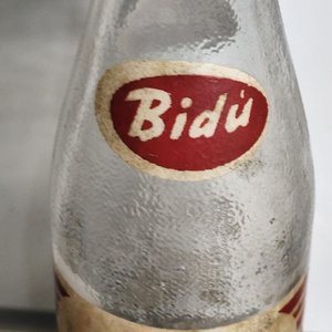 Botella Antigua de Vidrio Bidu "Sirvase Bien Frío" - imagen 3