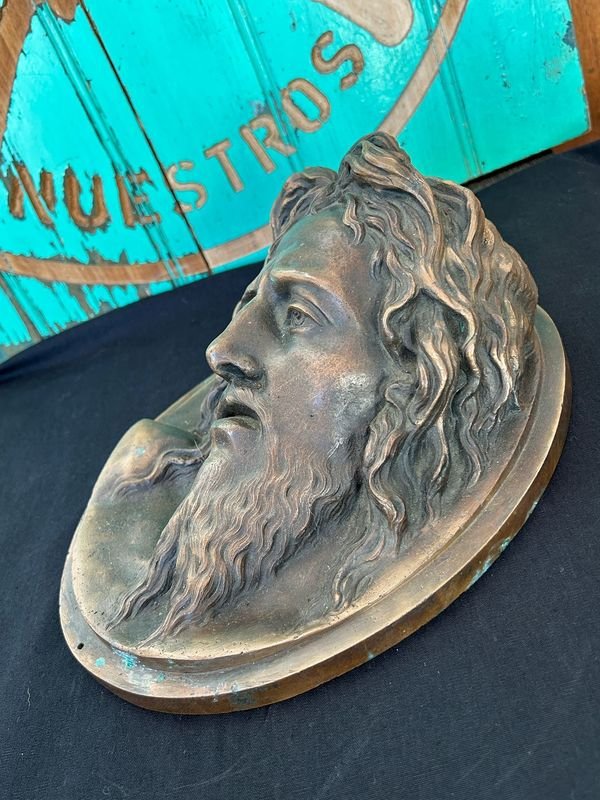 Bronce de Jesucristo con detalles realistas - imagen 7