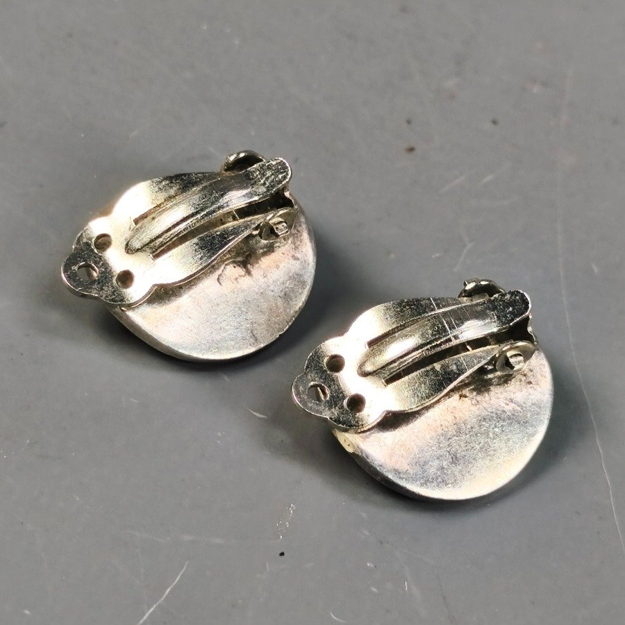 Item 16417 - Image 3