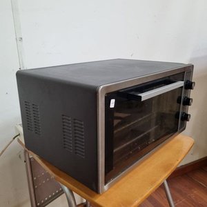 Horno Eléctrico James HJTI-45 de 45 Litros - Plateado y Negro - imagen 4