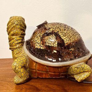 Veladora Tortuga Decorativa de Cerámica y Vidrio - imagen 4