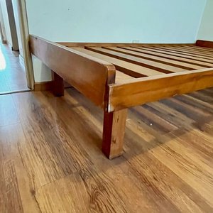Cama de 1 Plaza en Madera Maciza - Impecable Estado - imagen 3