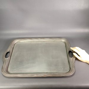 Bandeja Rectangular de Metal con Vidrio Protector y Asas - imagen 3