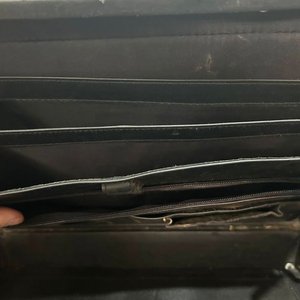 Maletín Ejecutivo Rígido Negro con Cerradura de Combinación - imagen 3