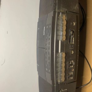 Radio Grabador Philips AW7140 Doble Casetera Negro - imagen 3