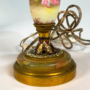 Par de Lámparas de Mesa Antiguas en Porcelana y Bronce con Pantallas Beige - imagen 4