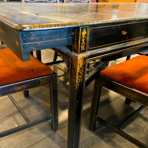 Mesa de Comedor Negra Estilo Oriental con Sillas - imagen 2