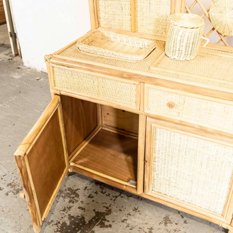 Cocinita de juguete de ratán y madera con accesorios - imagen 2