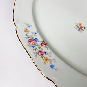 Dos Bandejas Ovales de Porcelana Checa con Decoración Floral y Borde Dorado - imagen 4