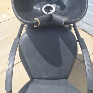 Sillón de Peluquería Negro con Pileta y Grifería Completa - imagen 5