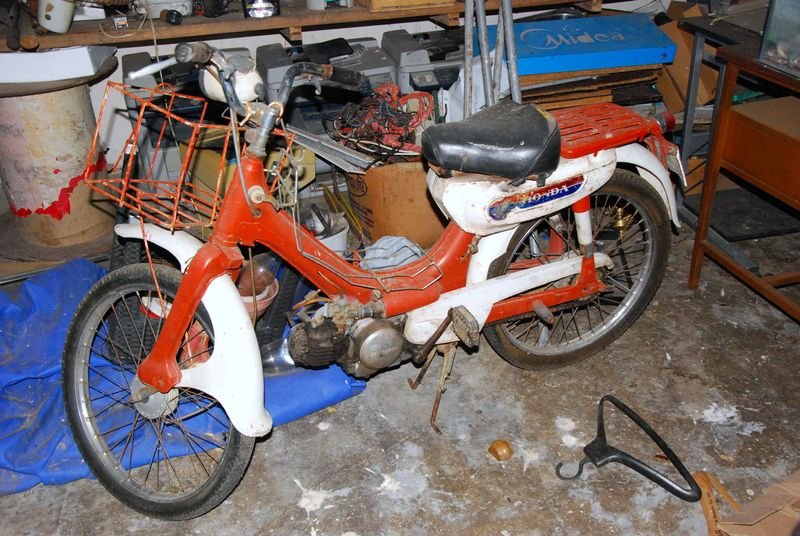Lote siguiente: Motocicleta HONDITA 50 en Mal Estado