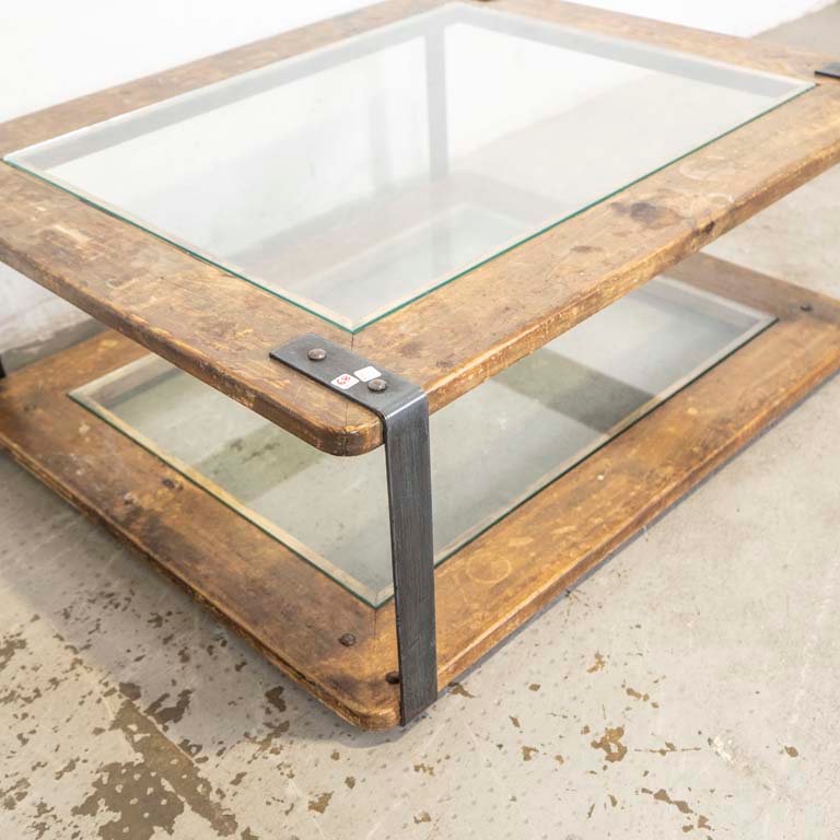 Mesa ratona rústica con patas de hierro y vidrio - imagen 3