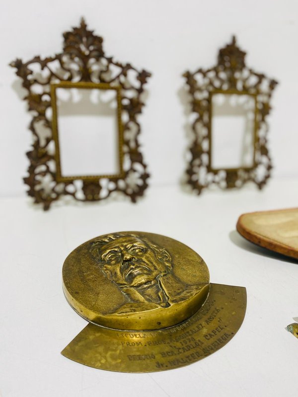 Lotes de bronce: marcos, kit de sello y otros artículos - imagen 3
