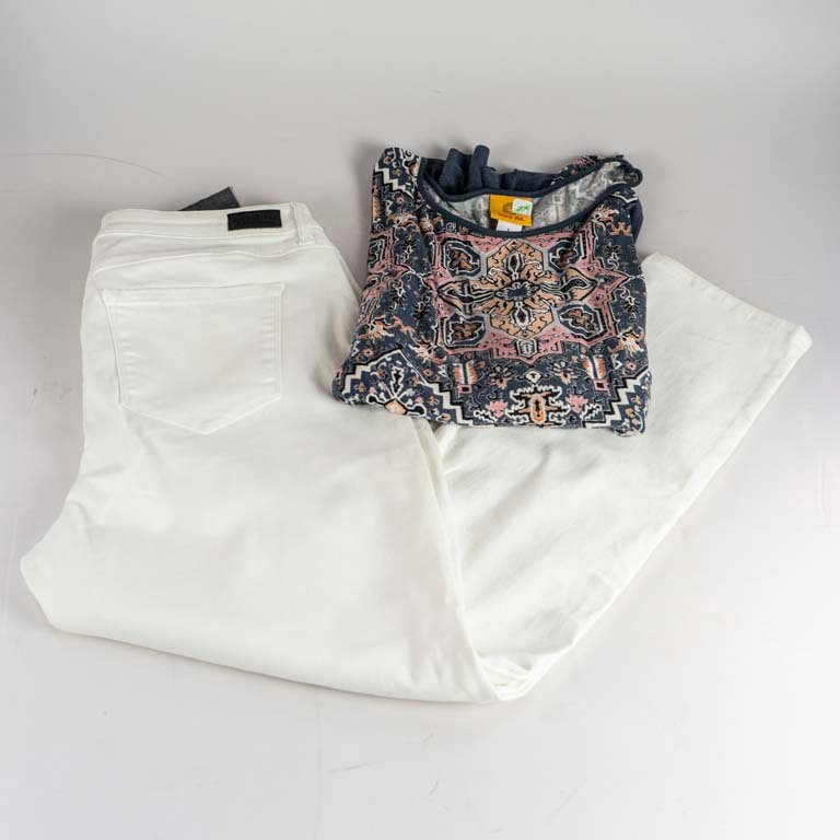 Item 2097801 - Image 0