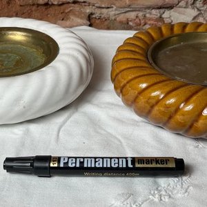 Par de Ceniceros de Loza Vintage, Blanco y Ocre - imagen 4