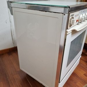 Cocina James a Gas y Eléctrica con Tapa de Vidrio Templado - imagen 3