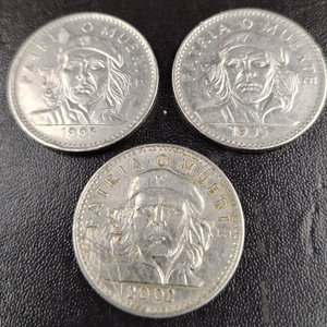 3 Monedas de Cuba: Che Guevara, Tres Pesos - imagen 5