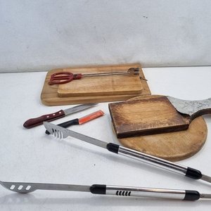 Lote de Utensilios para Asado: Tablas de Madera y Acero Inoxidable Tramontina - imagen 2