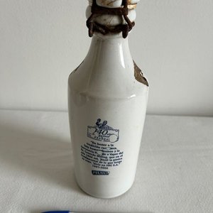 Porrón Coleccionable Pilsen Montevideo 25cm - imagen 3