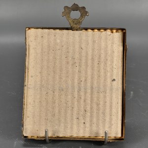Miniatura Pintada a Mano Escena Costumbrista Firmada en Marco de Bronce - imagen 10