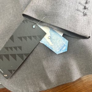Traje Gris Nuevo Talle 54 Hecho en Uruguay - imagen 2