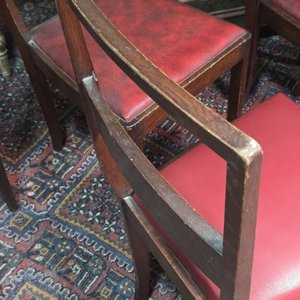 Juego de 8 Sillas de Roble con Asientos de Cuerina Roja - imagen 6