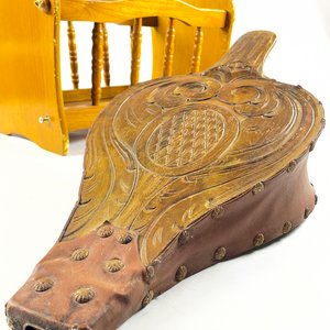 Revistero de Madera y Fuelle Decorativo - imagen 3