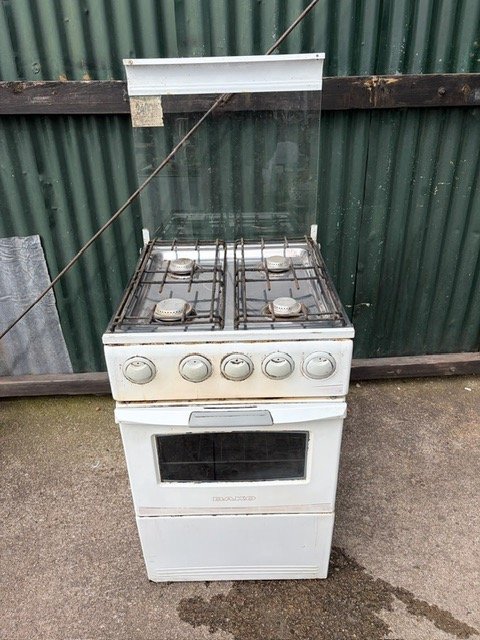 Cocina a Gas Blanca con Horno