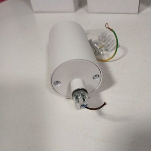 Lote de 14 Focos Reflectores Blancos en Caja - imagen 4