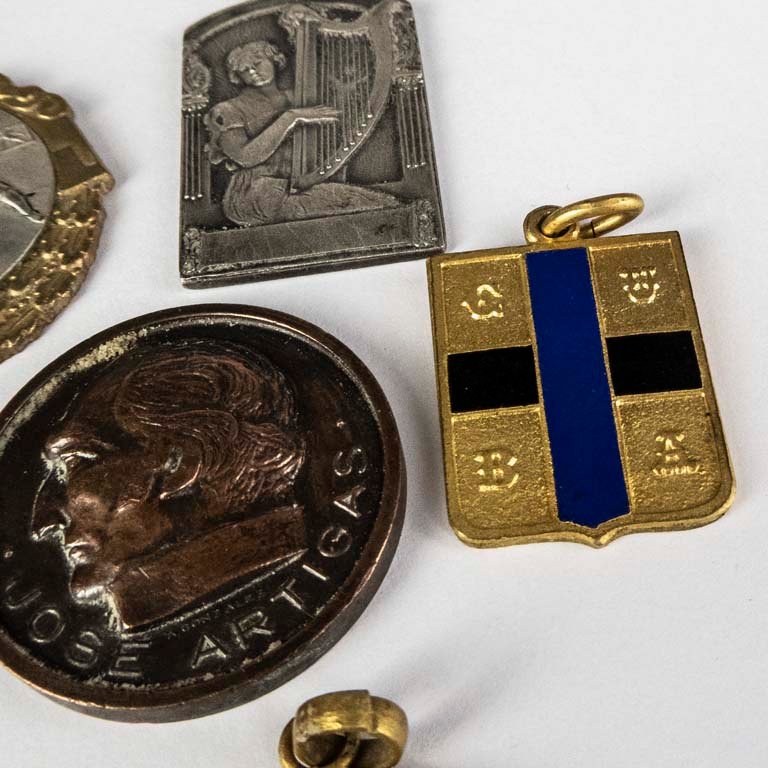 Item 2096495 - Image 2