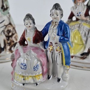 Trío de Figuras Decorativas en Porcelana Japonesa - imagen 5