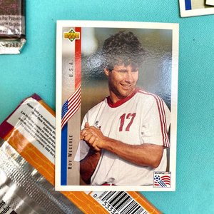 5 Sobres Cerrados de Figuritas "World Cup USA 94" Upper Deck - imagen 6
