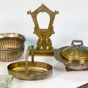 Lote de 8 Piezas Vintage: Maceteros, Tinteros, Termómetro y Más - imagen 3