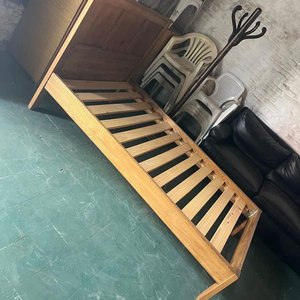 Cama de Plaza y Media de Madera con Elástico - imagen 2