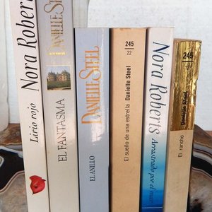 Lote de 6 Novelas: 4 de Danielle Steel y 2 de Nora Roberts - imagen 2